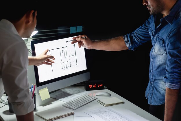 10 Reasons to Hire a CAD Drafting Company